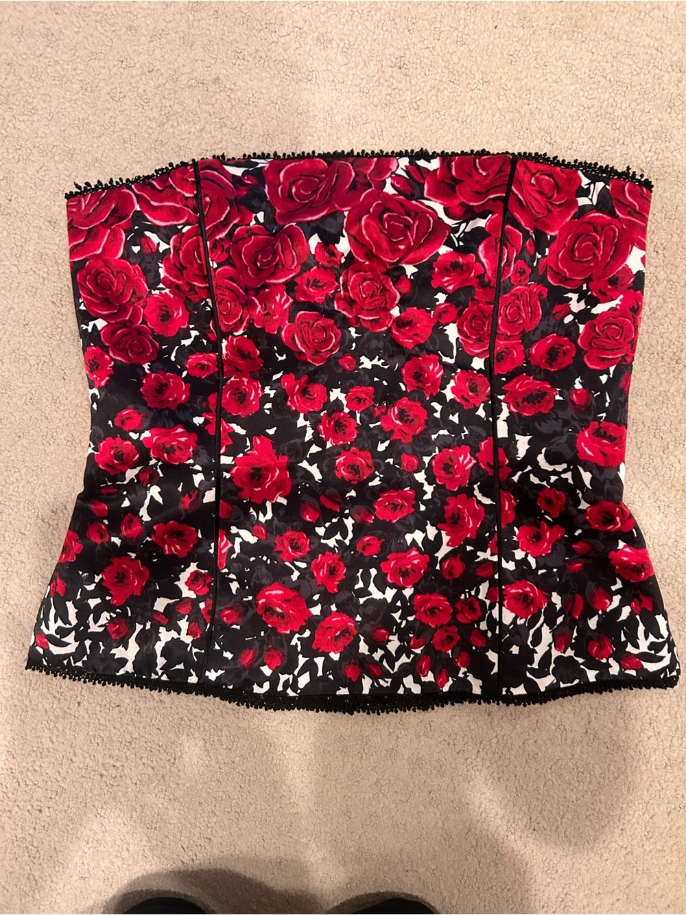 White House Black Market Red Roses Corset Top w/ FREE earrings!
